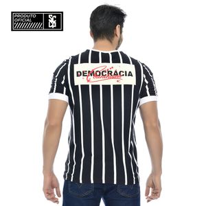 Camiseta Masculina Retrô Corinthians Democracia 1982 S/N Preto